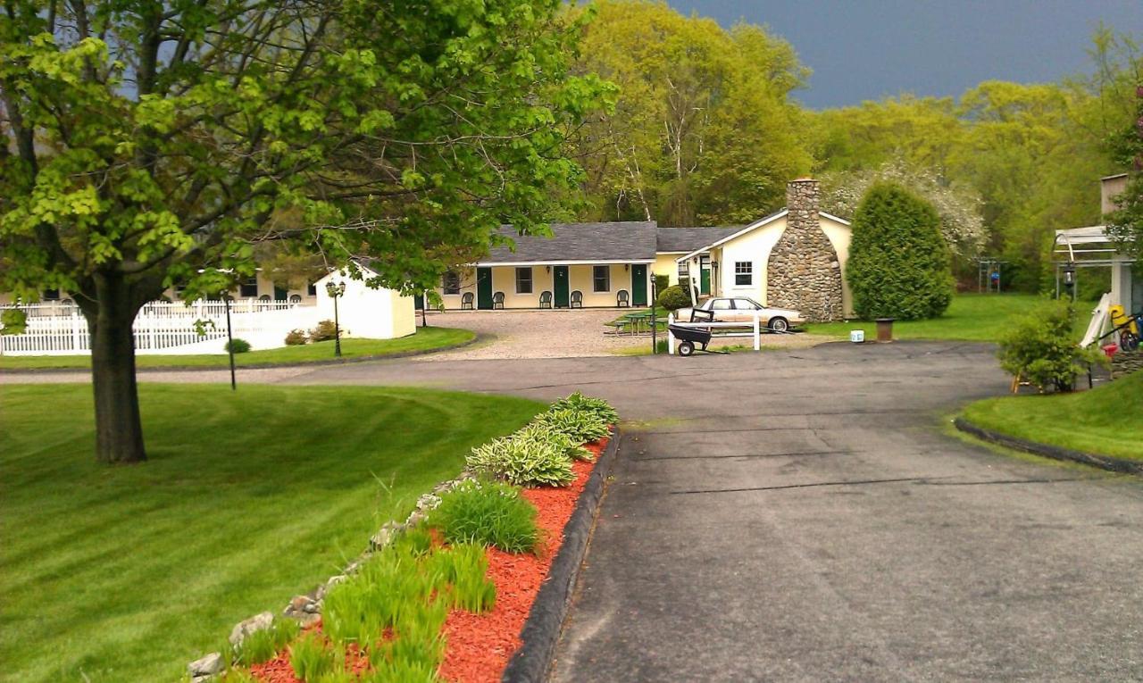 The Tallwood Motel Wells Eksteriør bilde