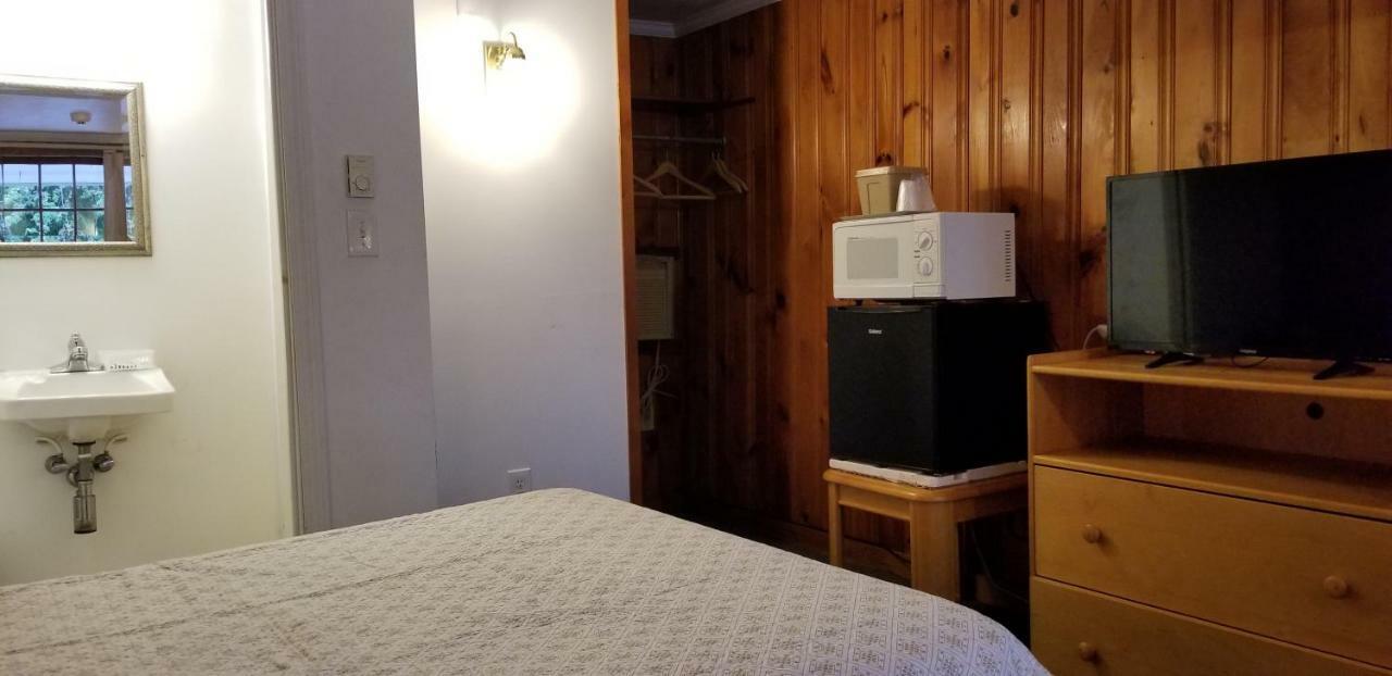 The Tallwood Motel Wells Eksteriør bilde